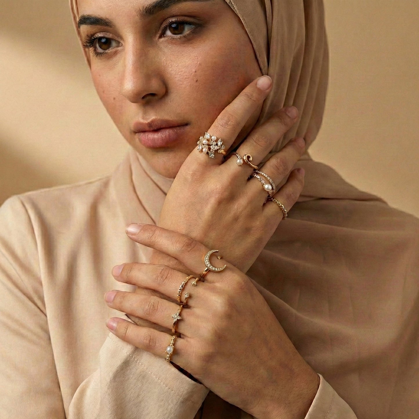 Qamar Layali Moonlight Ring Set