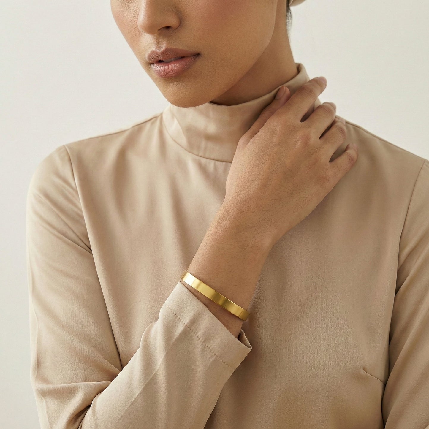 Gold Alexa Bangle