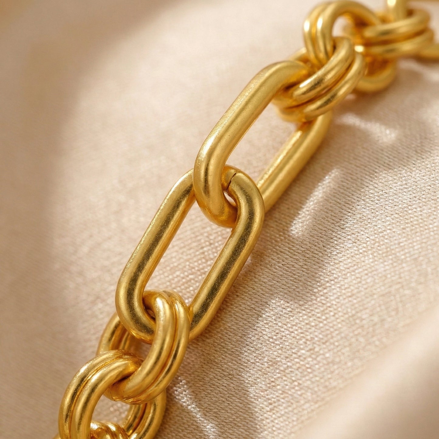 Iris Chunky Gold Bracelet
