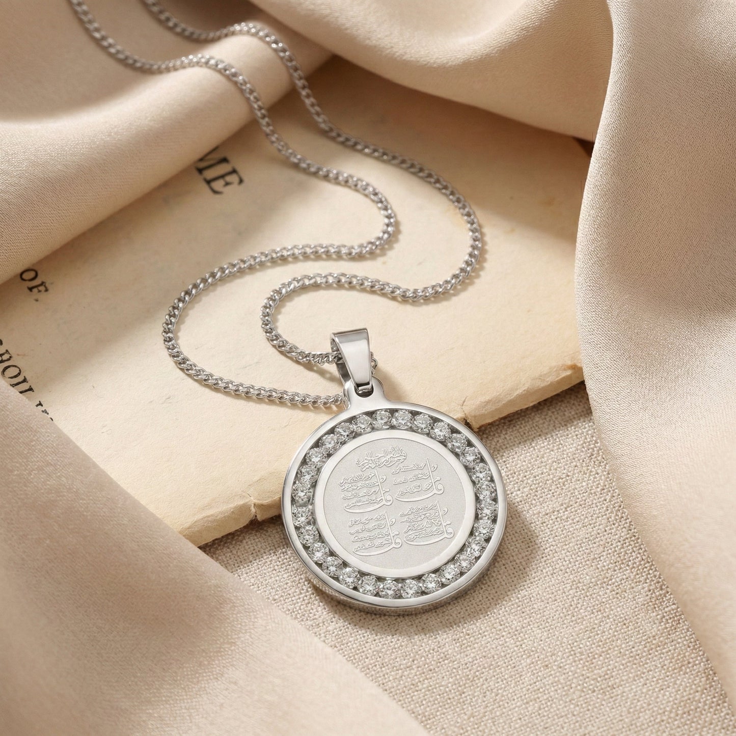 4Qul Crystal Necklace