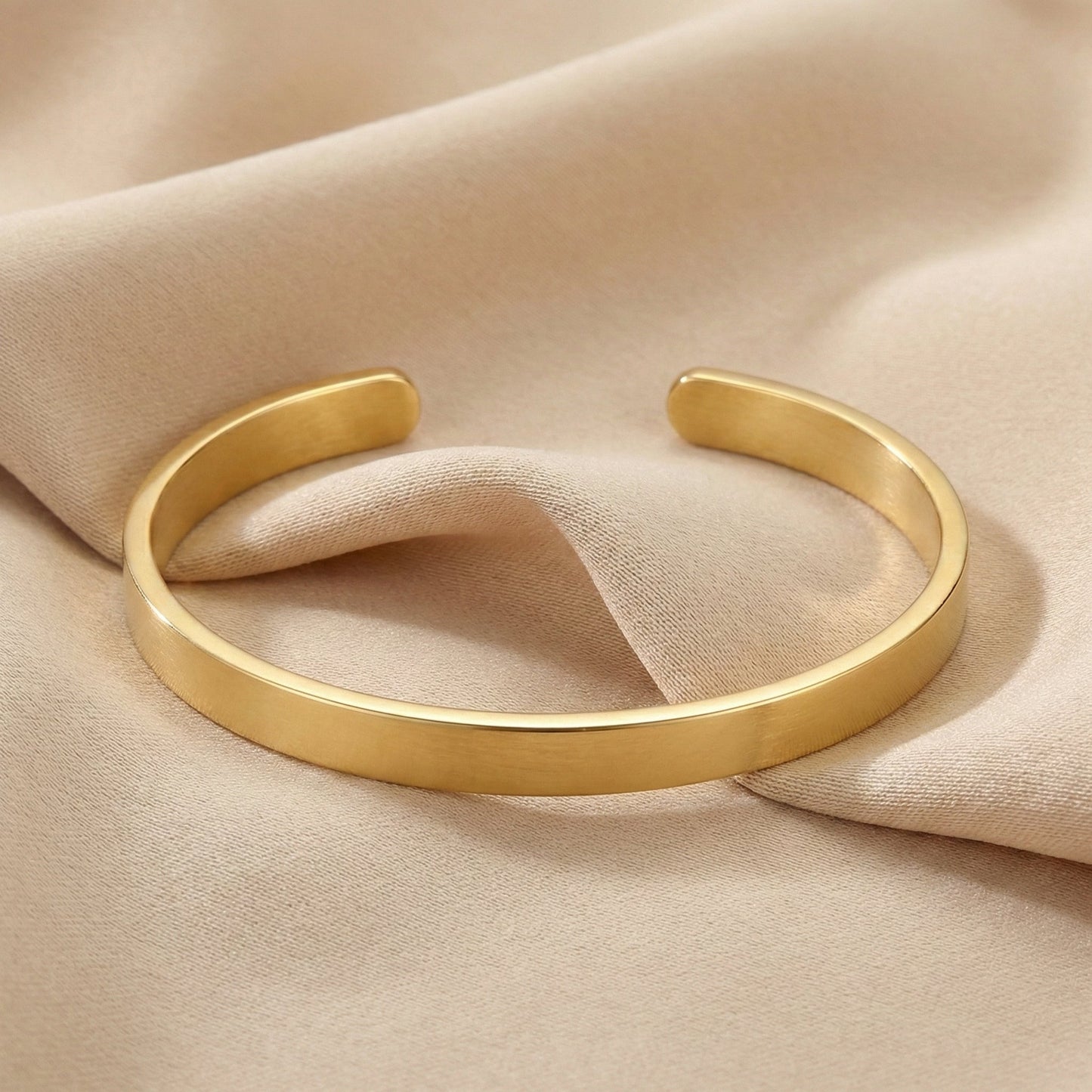Gold Alexa Bangle