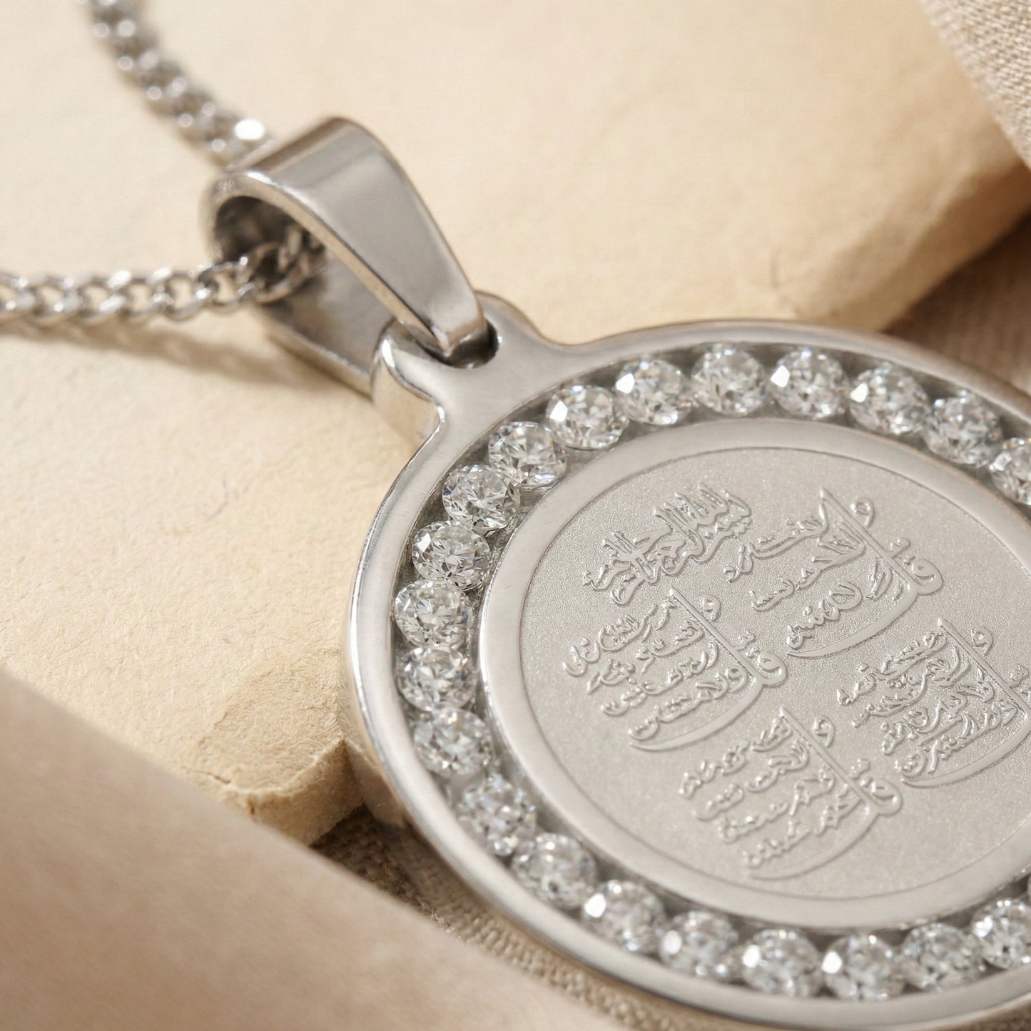 4Qul Crystal Necklace