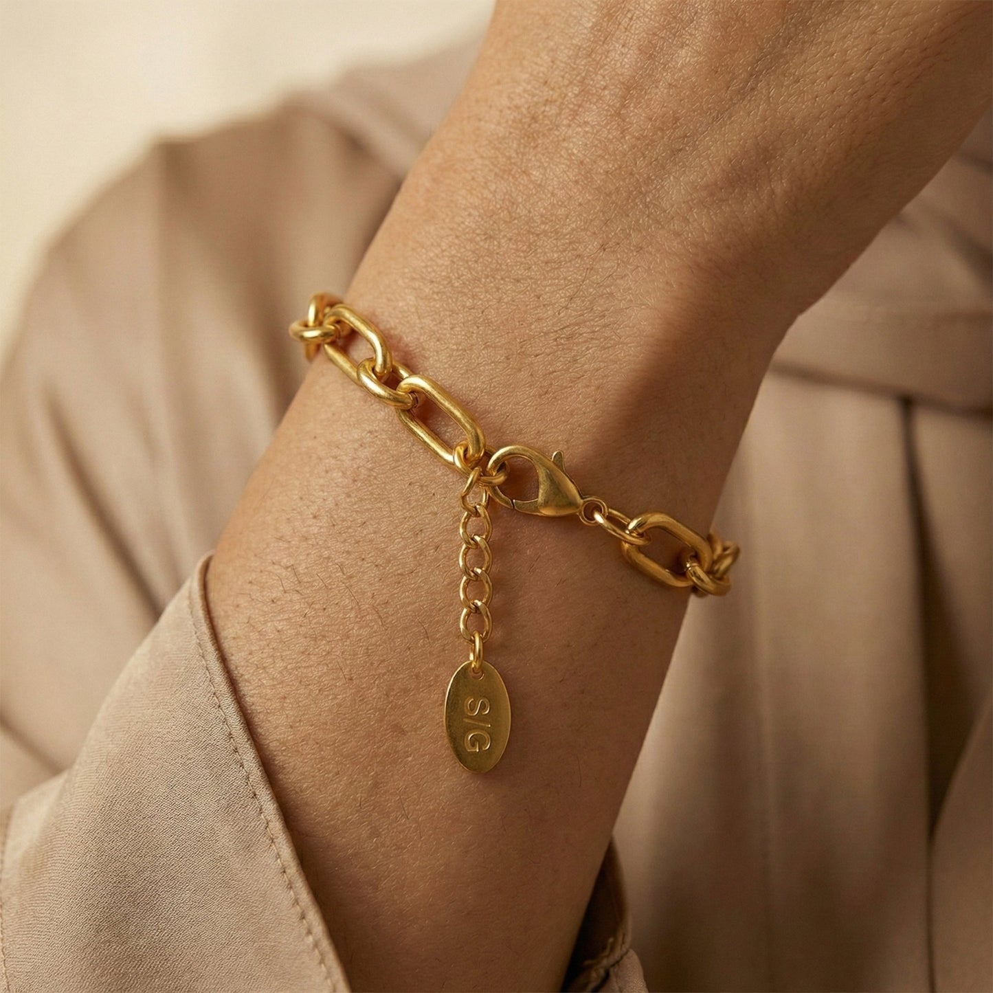 Iris Chunky Gold Bracelet