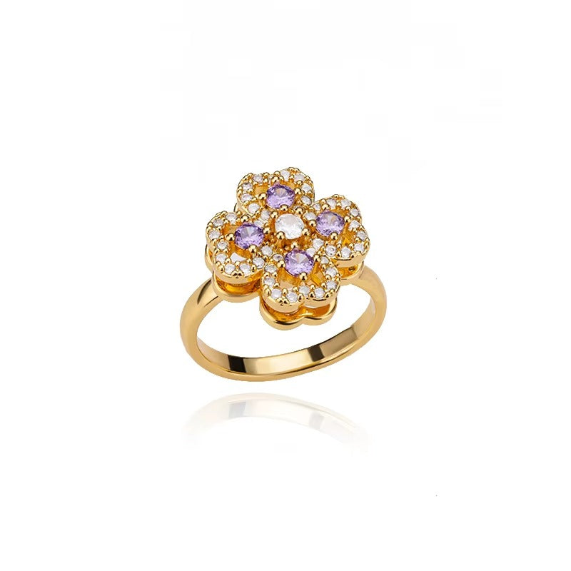 Qamar Aisha Clover Ring